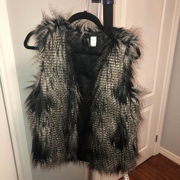 H&M Jackets & Blazers - Faux fur vest from H&M